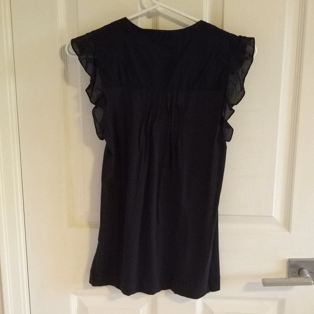 Theory Ruffle Cap Sleeve Button Top - Picture 2 of 7